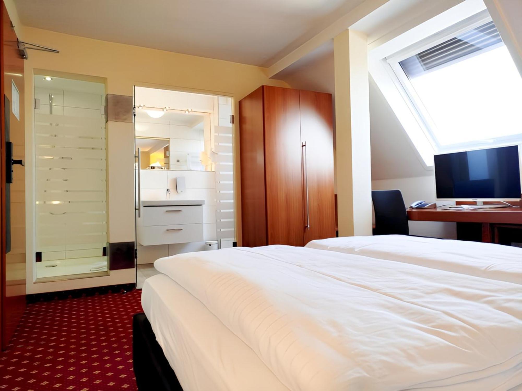 Hotel Schwert Раштатт Екстер'єр фото