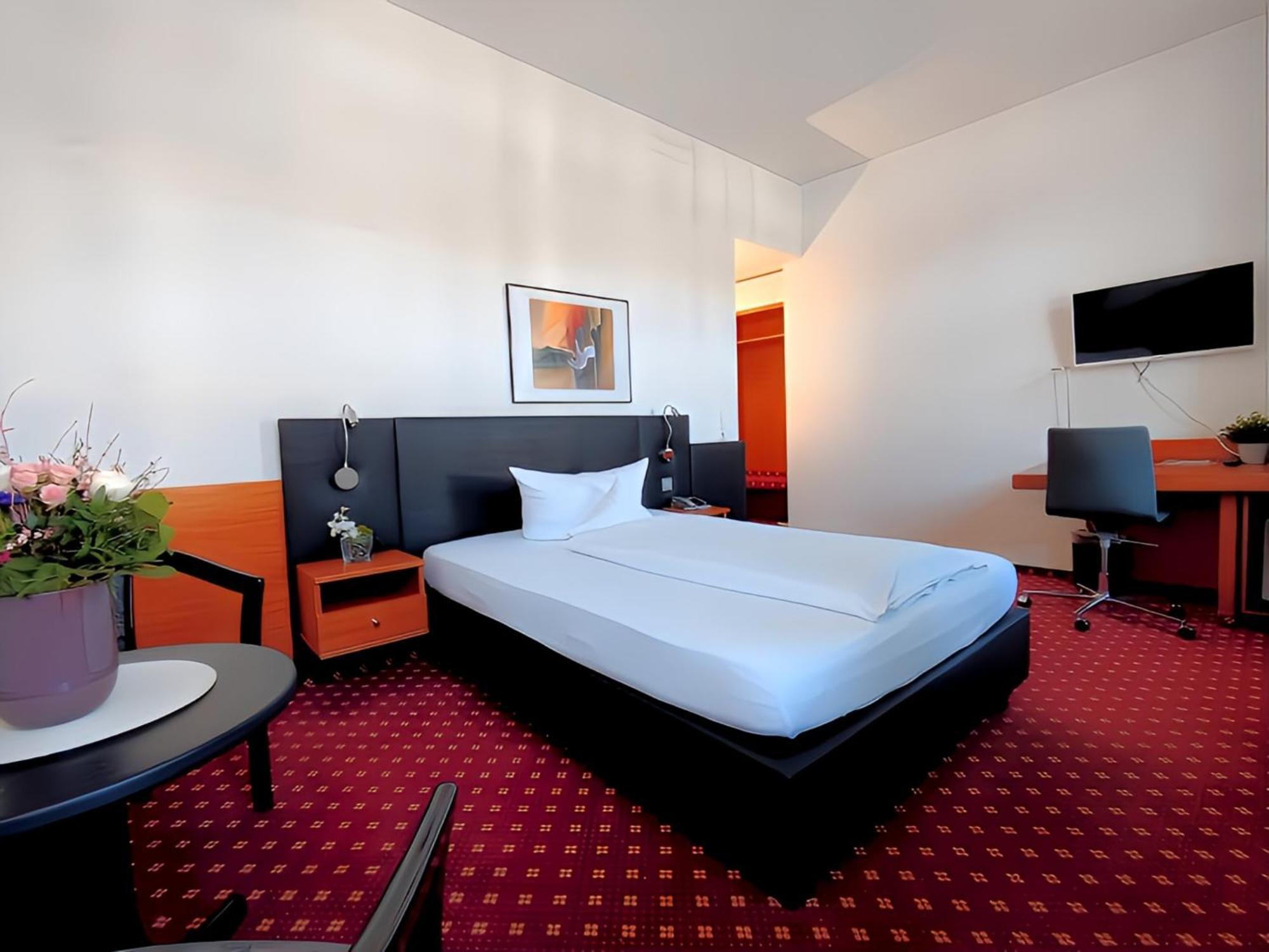 Hotel Schwert Раштатт Екстер'єр фото