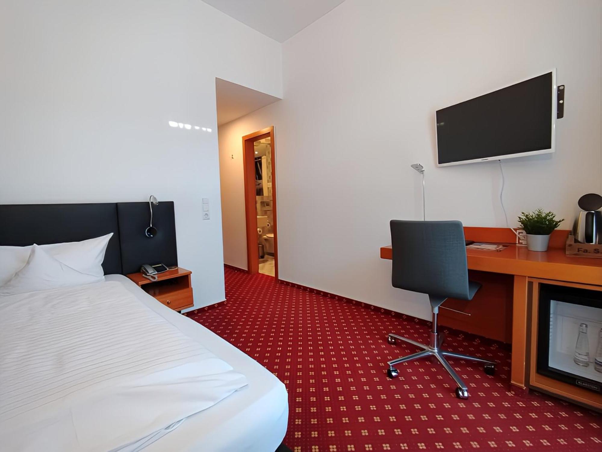 Hotel Schwert Раштатт Екстер'єр фото