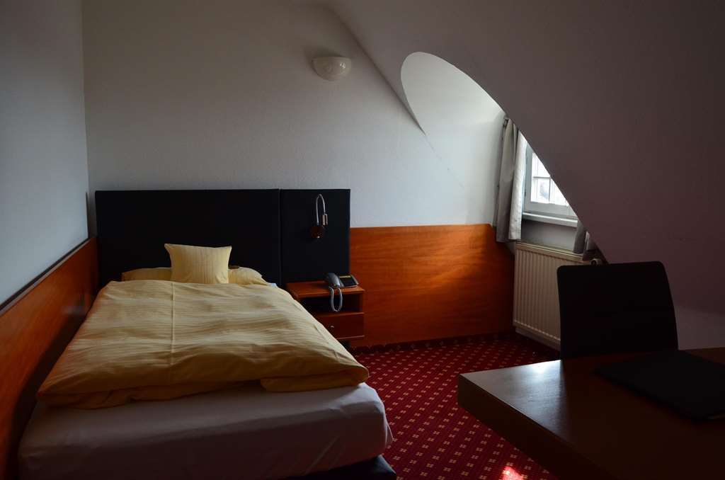 Hotel Schwert Раштатт Екстер'єр фото